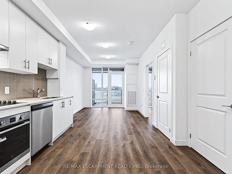 461 Green Rd #220 — Photo 10