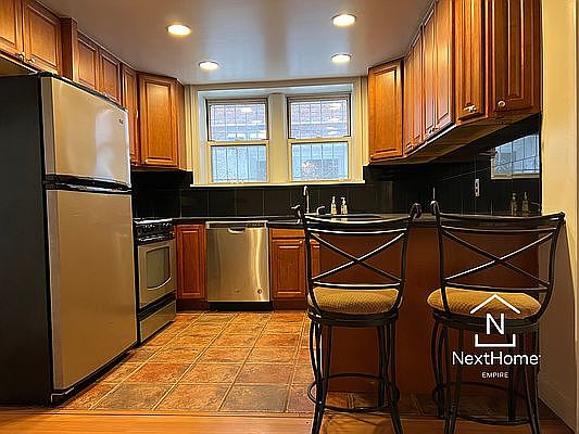 1st image of 31-34 41st St #1