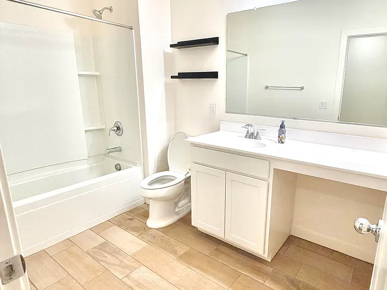 948 E Wiley Way — Photo 11