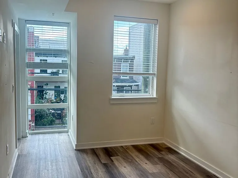 Stunning New Luxury Apartments at The Vienna — Photo 87