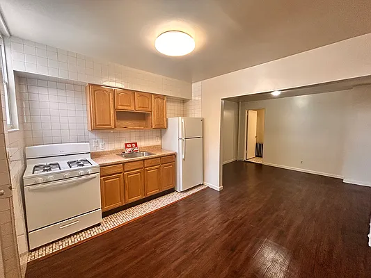 Rented by Fifth & Forever LLC | media 2