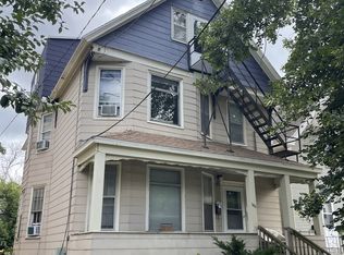 1331 Williamson St #2, Madison, WI 53703