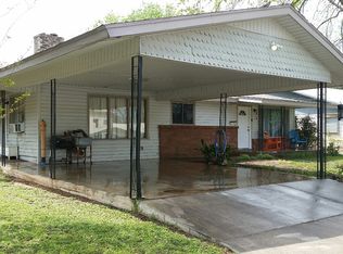 307 Riverside Dr, Kingsland, TX 78639