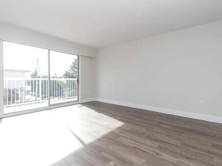 1928 Lee Ave #307 — Photo 21