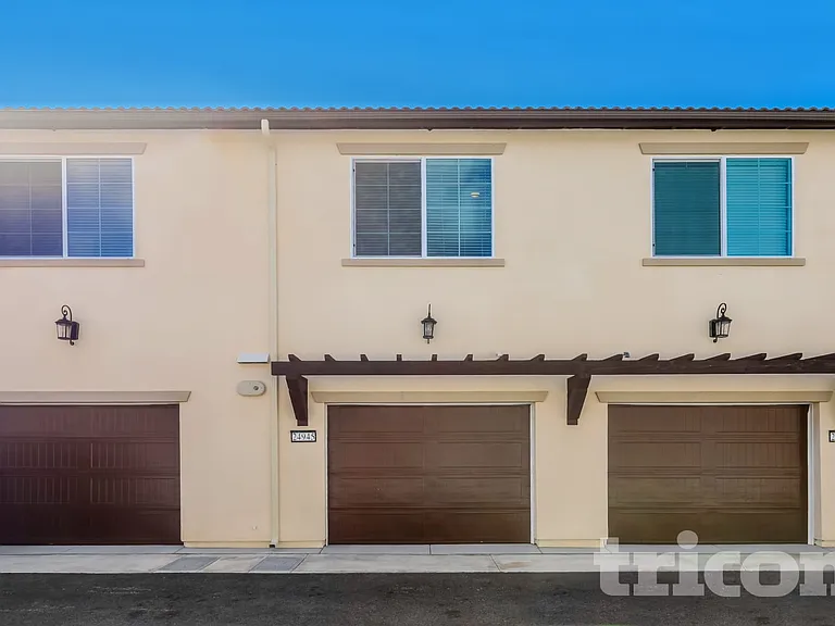 24680 Saber Ct — Photo 11