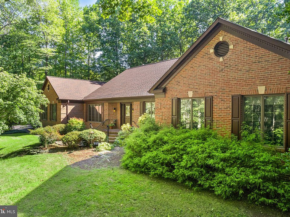 1st image of 13600 Kalmbacks Mill Dr