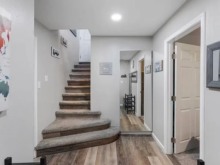 24649 Valle Dr — Photo 50