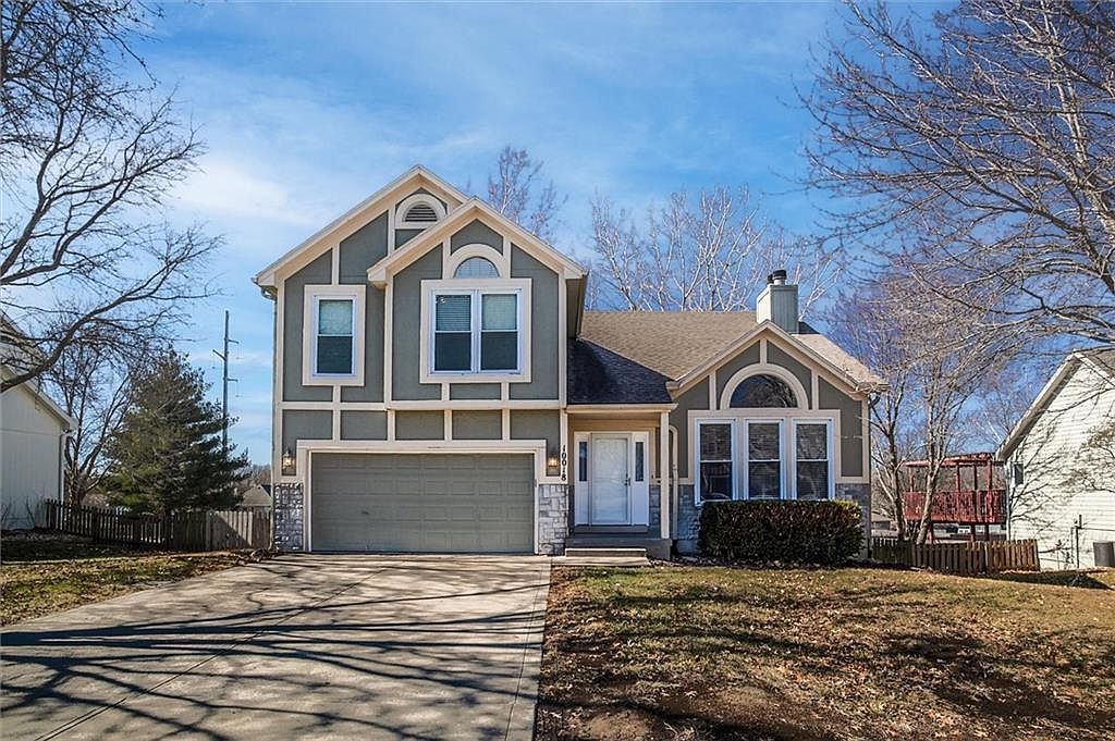 10018 N Highland Ter, Kansas City, MO 64155 | Zillow 10018 N Highland Ter, Kansas City, MO 64155 | Zillow