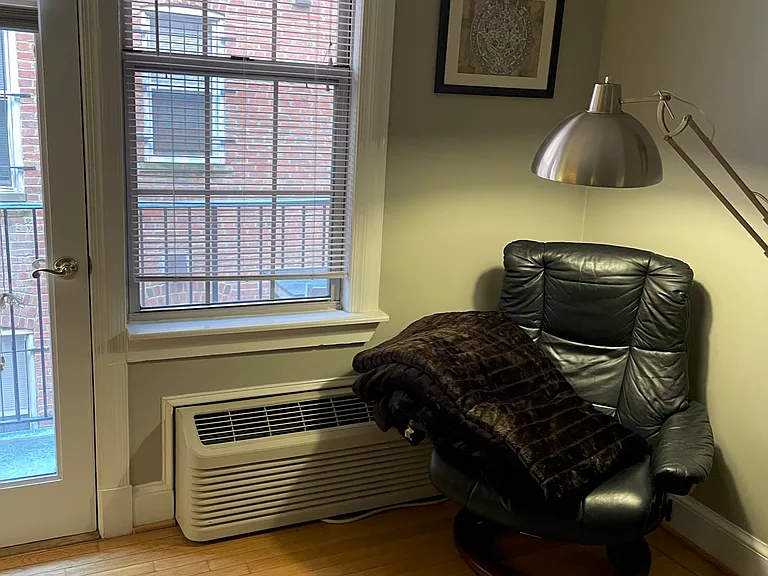 1401 Columbia Rd NW #208 — Photo 12