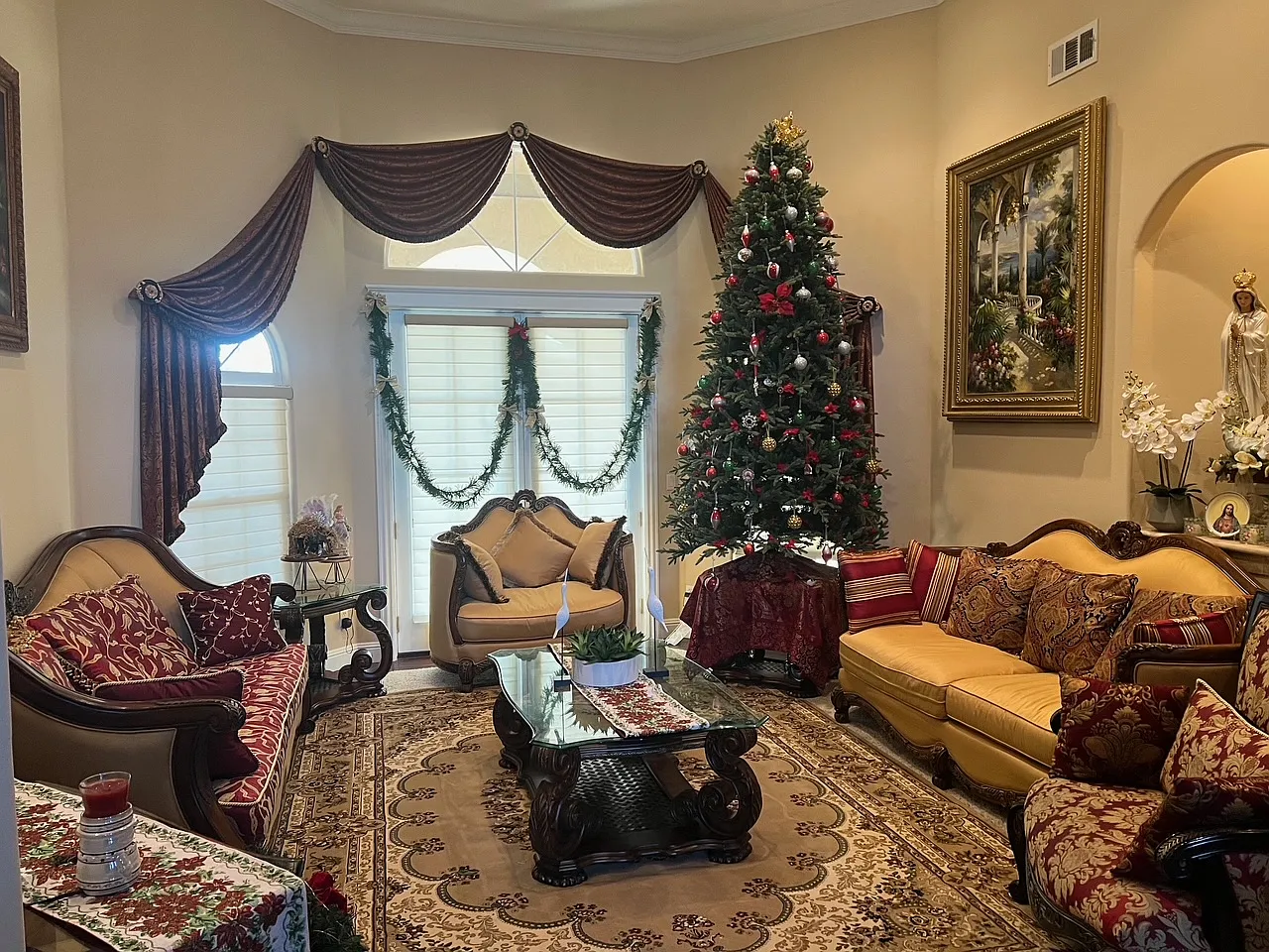 5 bed, 4508 sqft, $7,995 — Photo 3