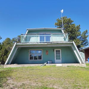 406 York St, Newcastle, WY, 82701