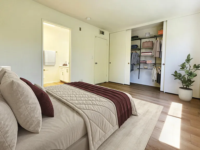 2120 S Bentley Ave #308 — Photo 22
