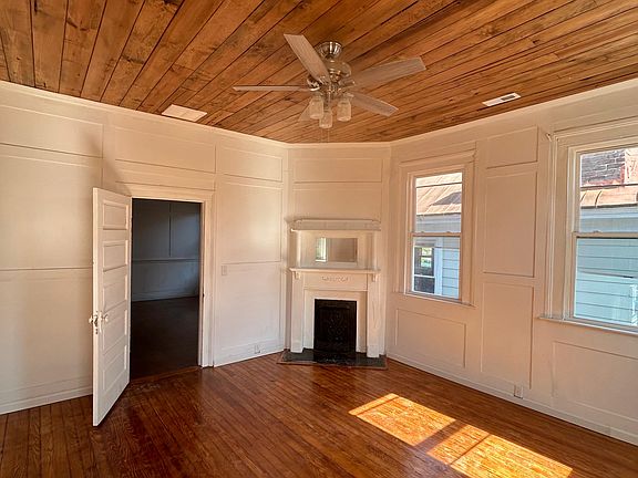 3rd image of 634 Rutledge Ave #1