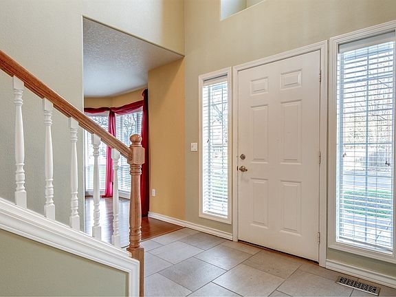 4th image of 2754 N N St