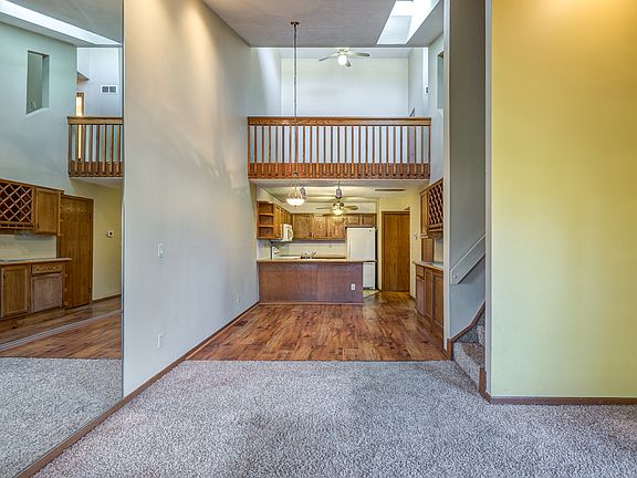 2nd image of 421 Jamestown Cir