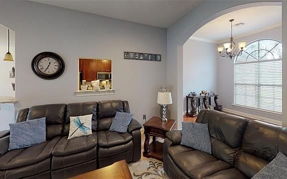 3rd image of 31181 Shannon Dr