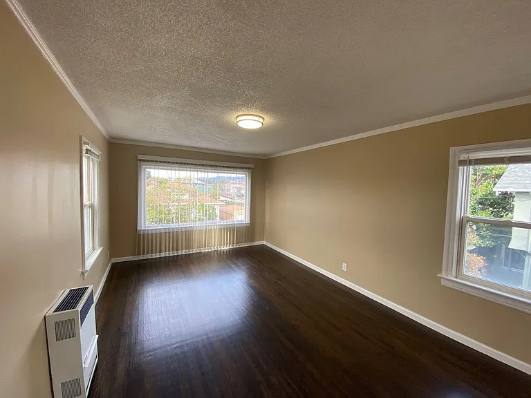 817 52nd Street — Photo 16