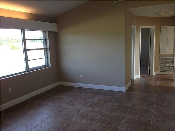 5th image of 1302 Morningside Dr