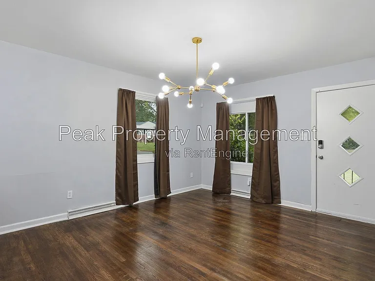 2105 Fort Rice St — Photo 8