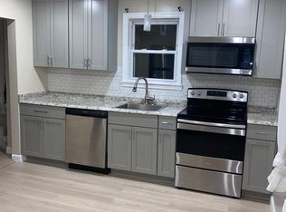52 Butler St #2, Salem, MA 01970