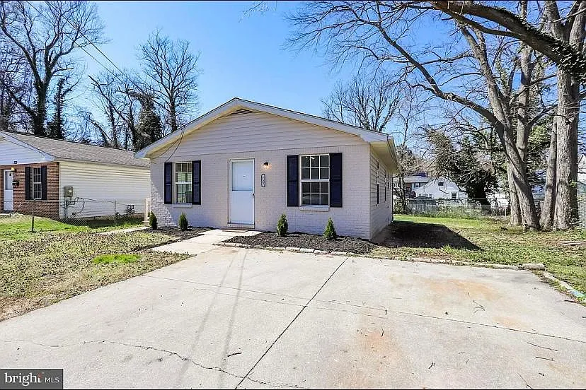 3 bed, 1040 sqft, $2,750 — Photo 4