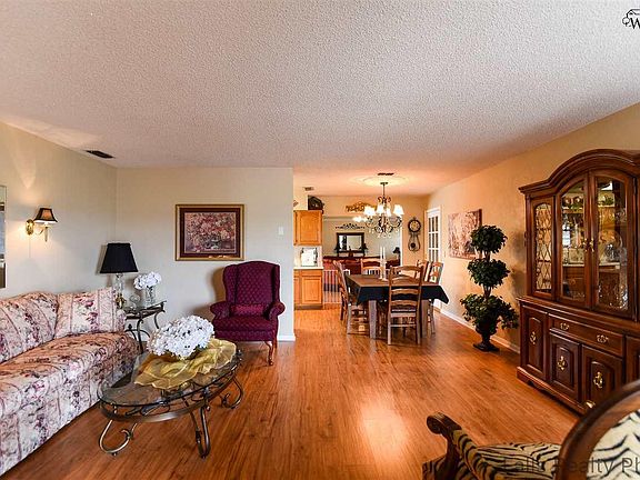 4th image of 117 Meadow Ln