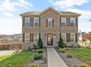 555 Keystone Dr NW, Christiansburg, VA 24073