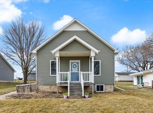 711 4th St, Neola, IA 51559