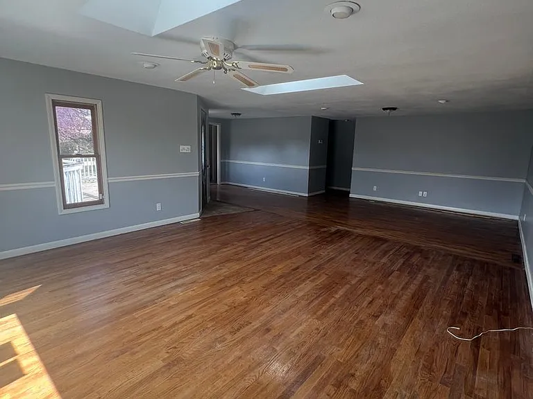 1833 W Smith St — Photo 7