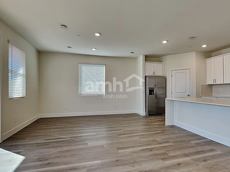 137 Nico Azalea Ln — Photo 5