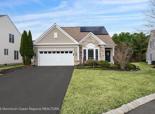 5 Radcliffe Ln, Manchester Township, NJ 08759