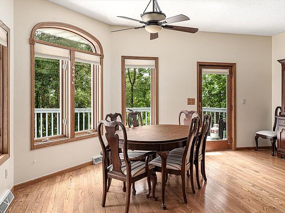 3rd image of 508 Curt ROAD