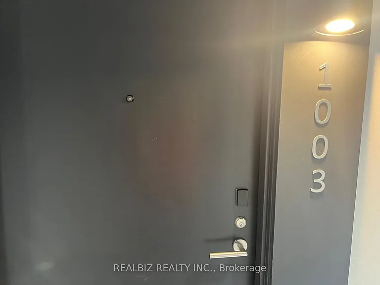 180 Front St E #1003 — Photo 2