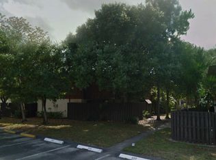 2211 White Pine Cir APT A, Greenacres, FL 33415