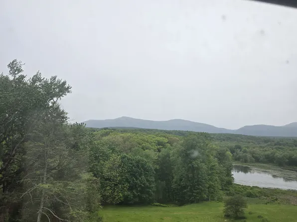 (undisclosed Address), Saugerties, NY 12477