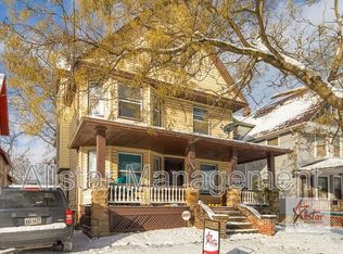 3786 W 37th St APT 3, Cleveland, OH 44109