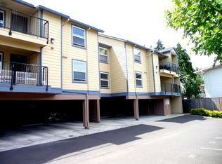 271 SE 162nd Ave #307, Portland, OR 97233