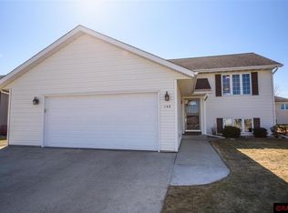 140 Spyglass Dr, Mankato, MN 56001