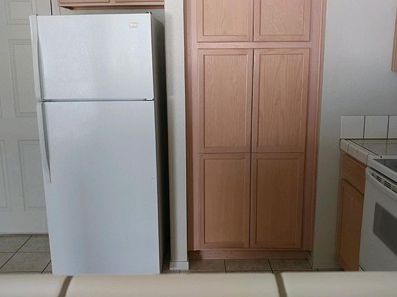 3rd image of 801 San Lorenzo St APT 4