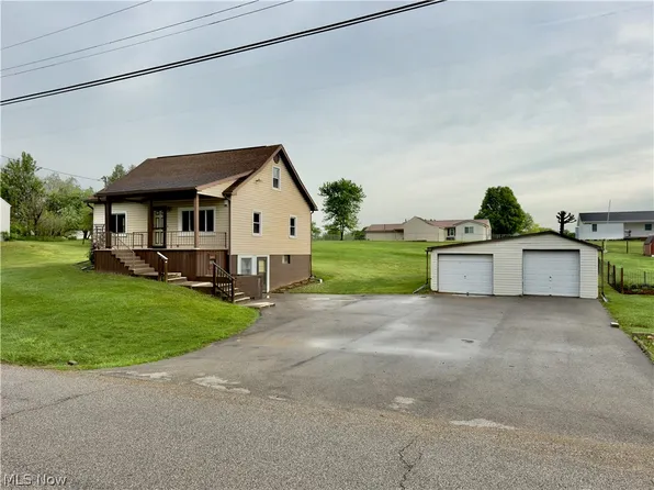 88 Meldahl Rd, Washington, WV 26181