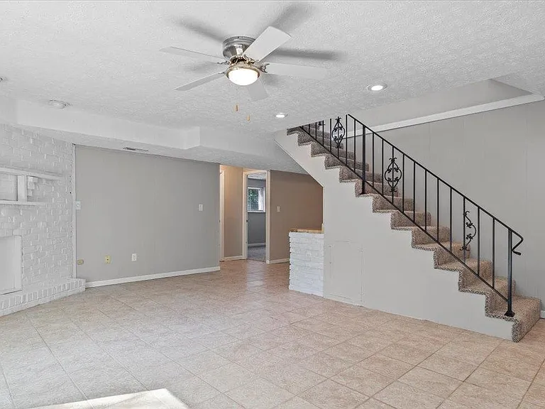 32 Sundowner Ln — Photo 9