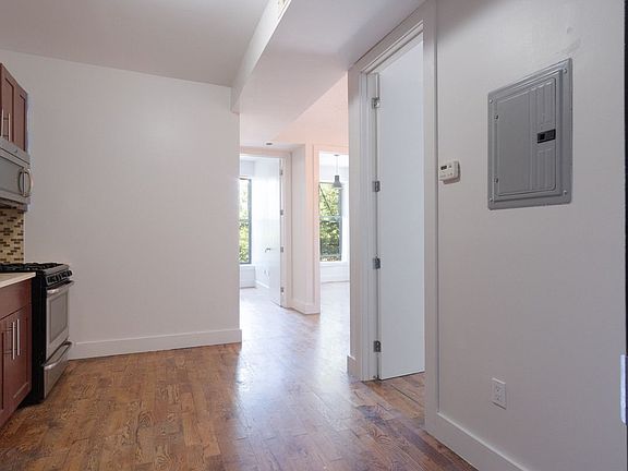 2nd image of 91 Malcolm X Blvd #3R