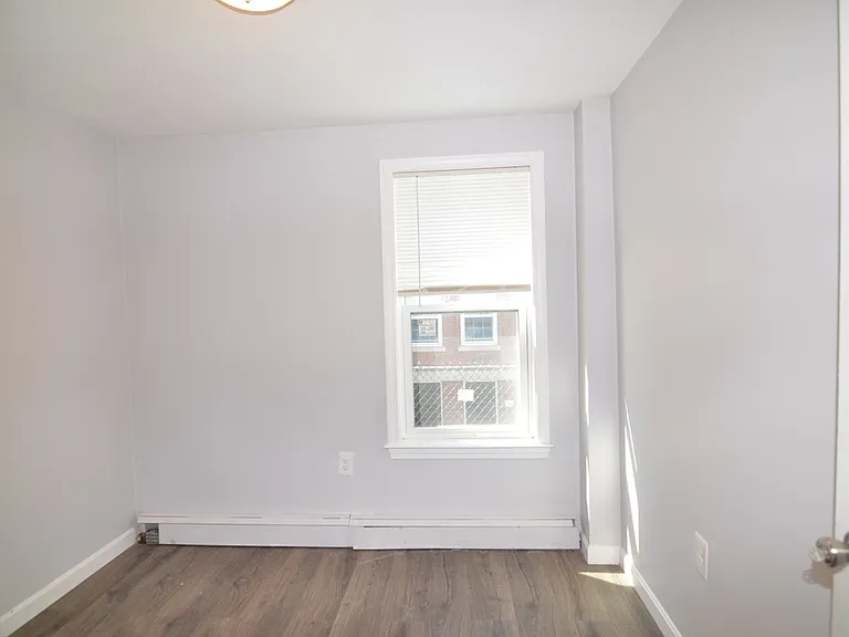 253 Paris St #1 — Photo 6