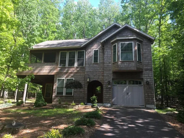 124 Muskegon Cir, Hazle Township, PA 18202