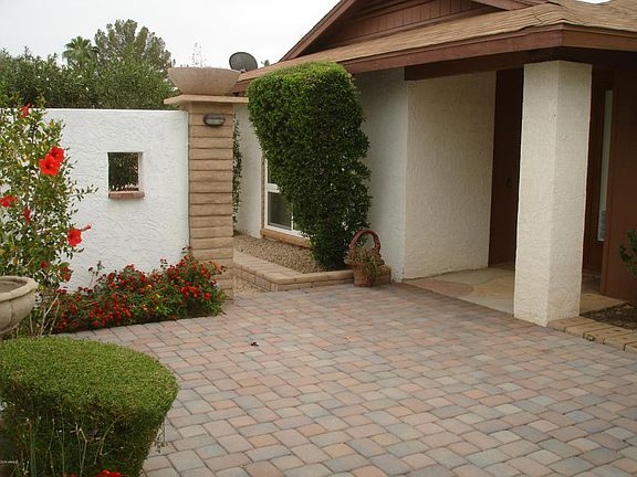 2nd image of 4901 E Larkspur Dr