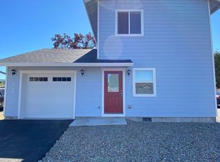 1348 Ostrander Ln, Cottage Grove, OR 97424