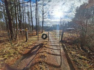 219 Green St, Keeseville, NY 12944