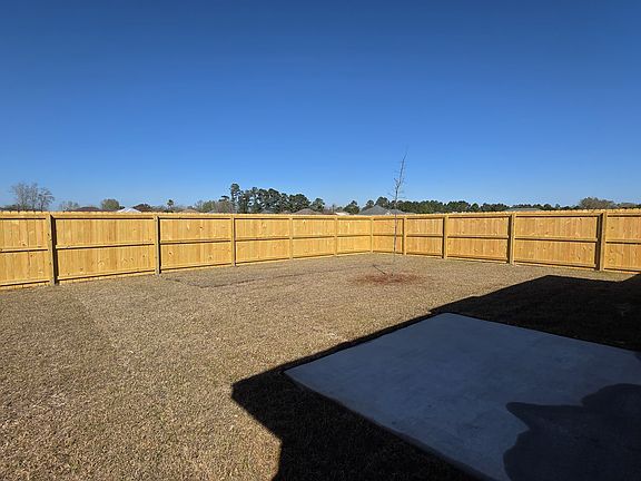 5th image of 13753 Logan Pl