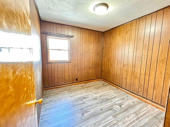 3rd image of 767 Blandina St Floor 2