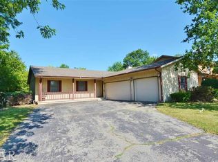 1007 S Hershey Rd, Bloomington, IL 61704